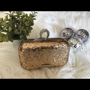 Gold Solid Jewel by Thirty-One Clutch